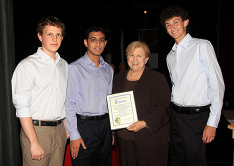 Syosset High School Seniors Honored at Awards Night