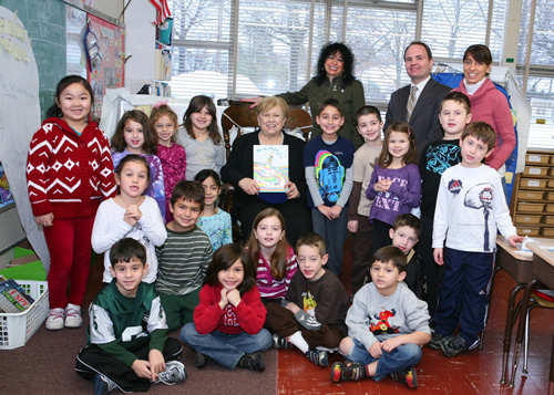 Legislator Jacbos is a Guest Reader at Parkway School