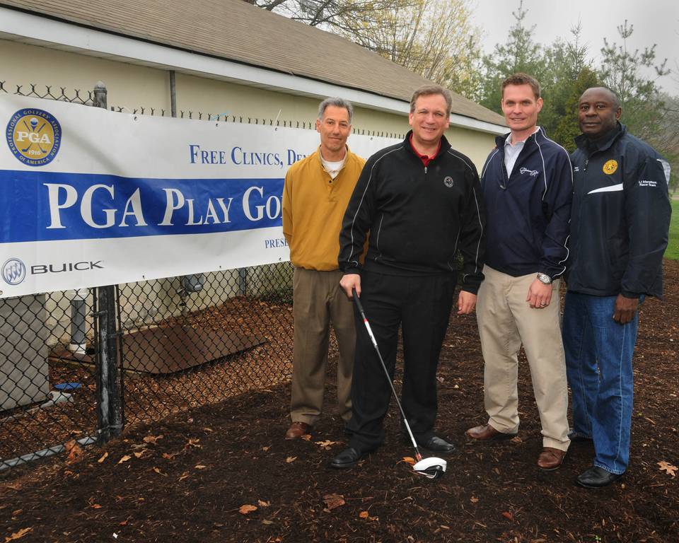 Mangano announces complementary playing time at Eisenhower Park Driving Range