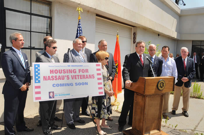 Mangano announces housing for homeless veterans 