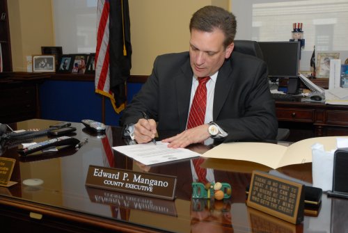 Ed Mangano welcomes you to Nassau County