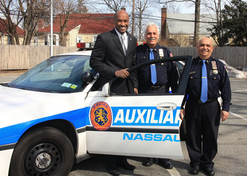 Legislator Abrahams Thanks Auxiliary Police