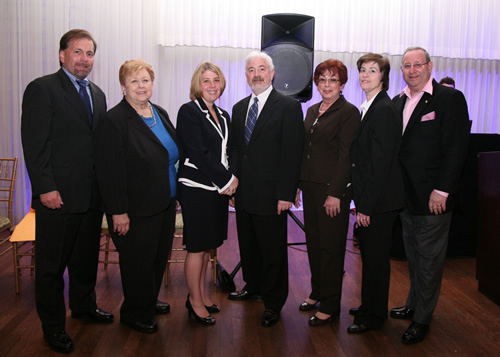 Manetto Hill Jewish Center Holds Retirement Luncheon for Rabbi Bernstein 